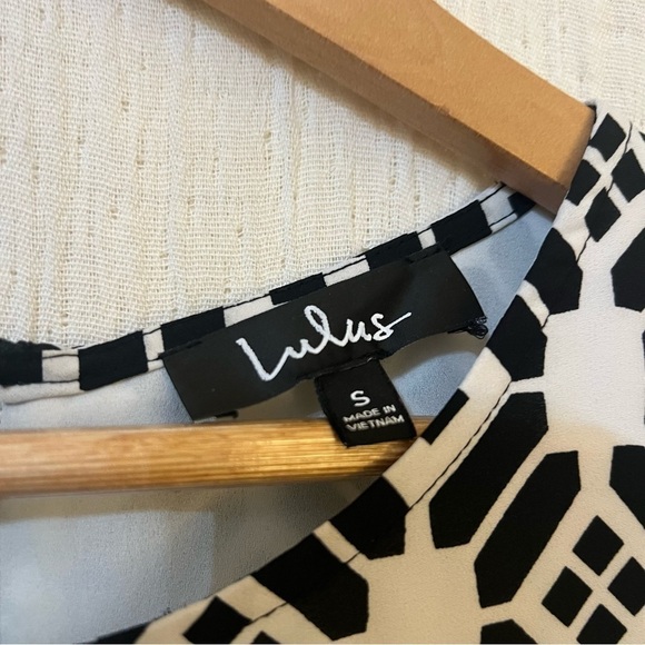 Lulus Piazza Black and White Print Shift Dress size S - Picture 8 of 8
